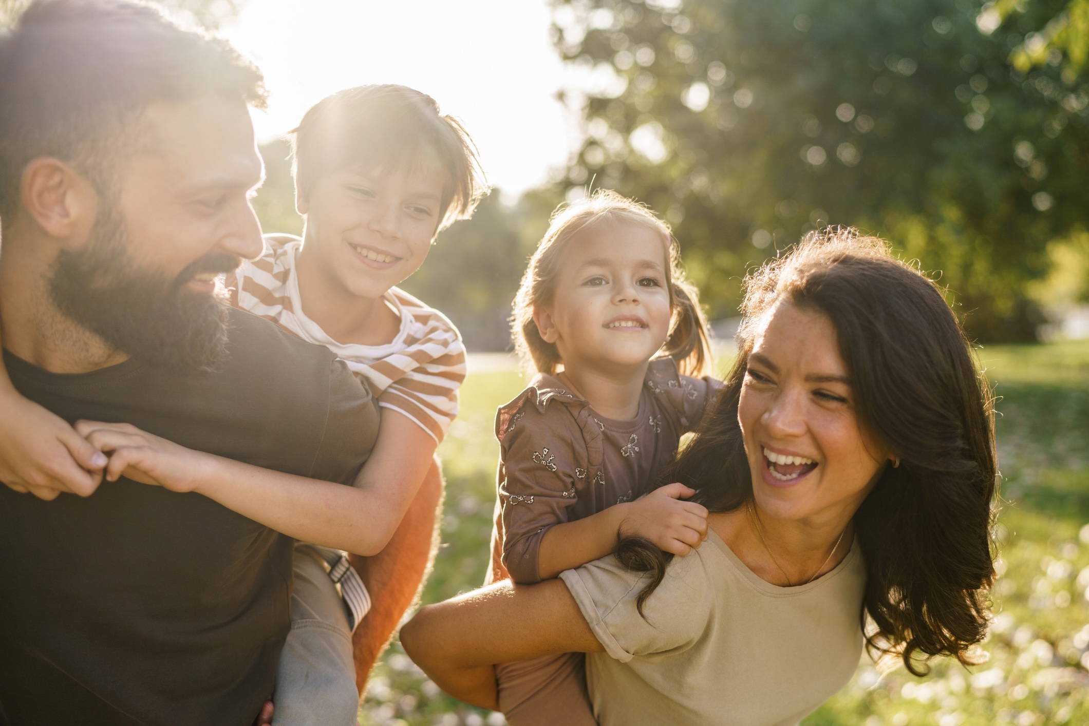 Family enjoying summer in Cambridge - The Hobson by Adina apartments, save 20% off direct bookings
